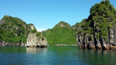 Cruising in Halong Bay (Video)