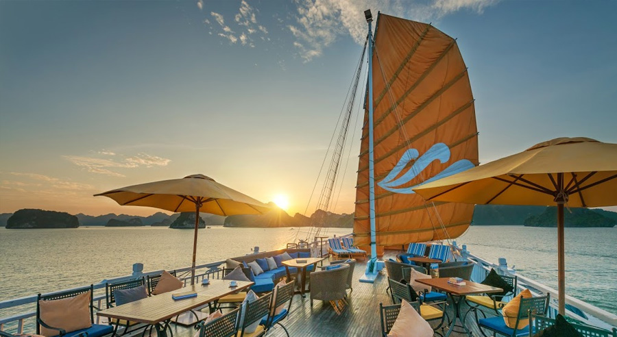 Luxury at its best: Capella Cruise + Pan Pacific Hotel